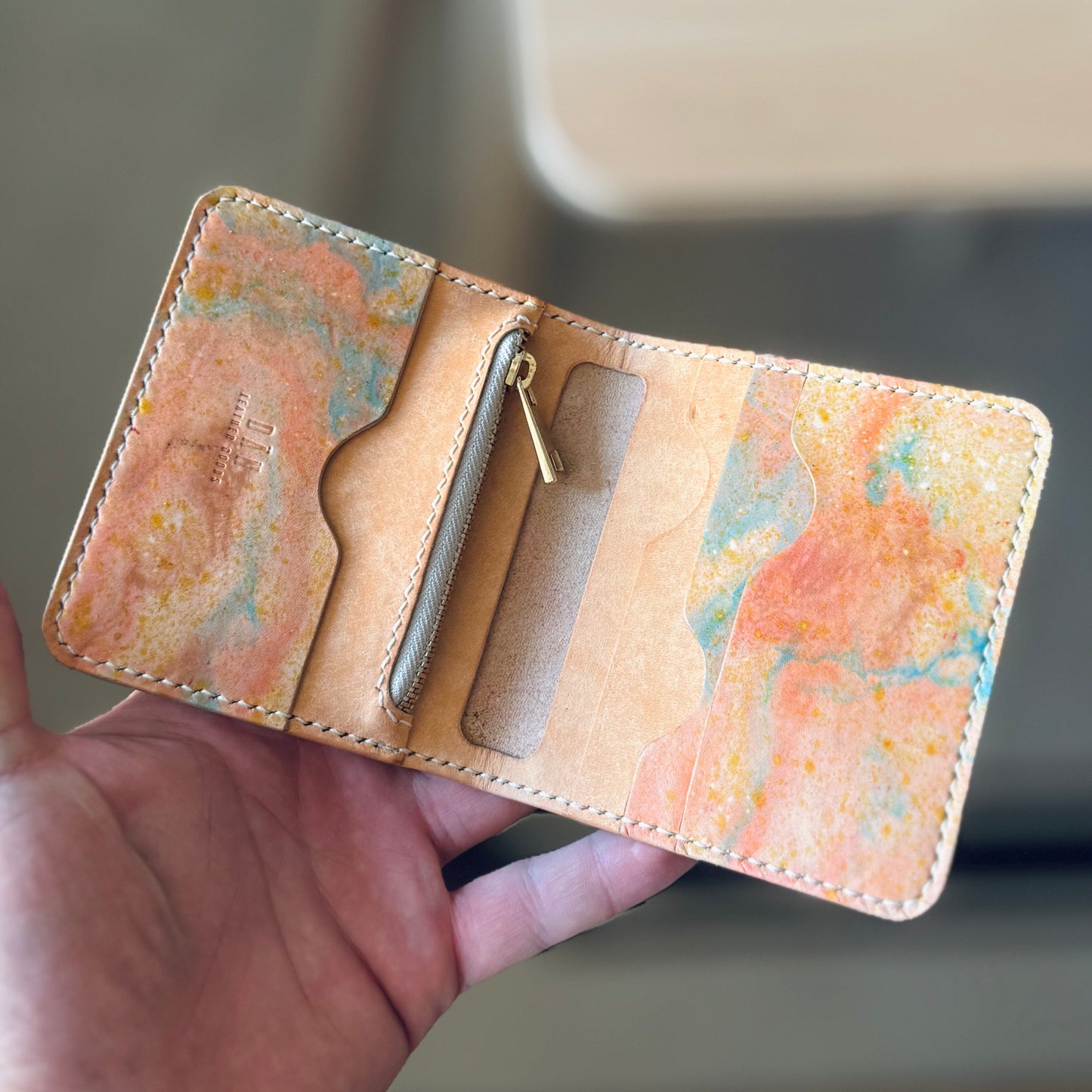 Lyon wallet - dyed natural
