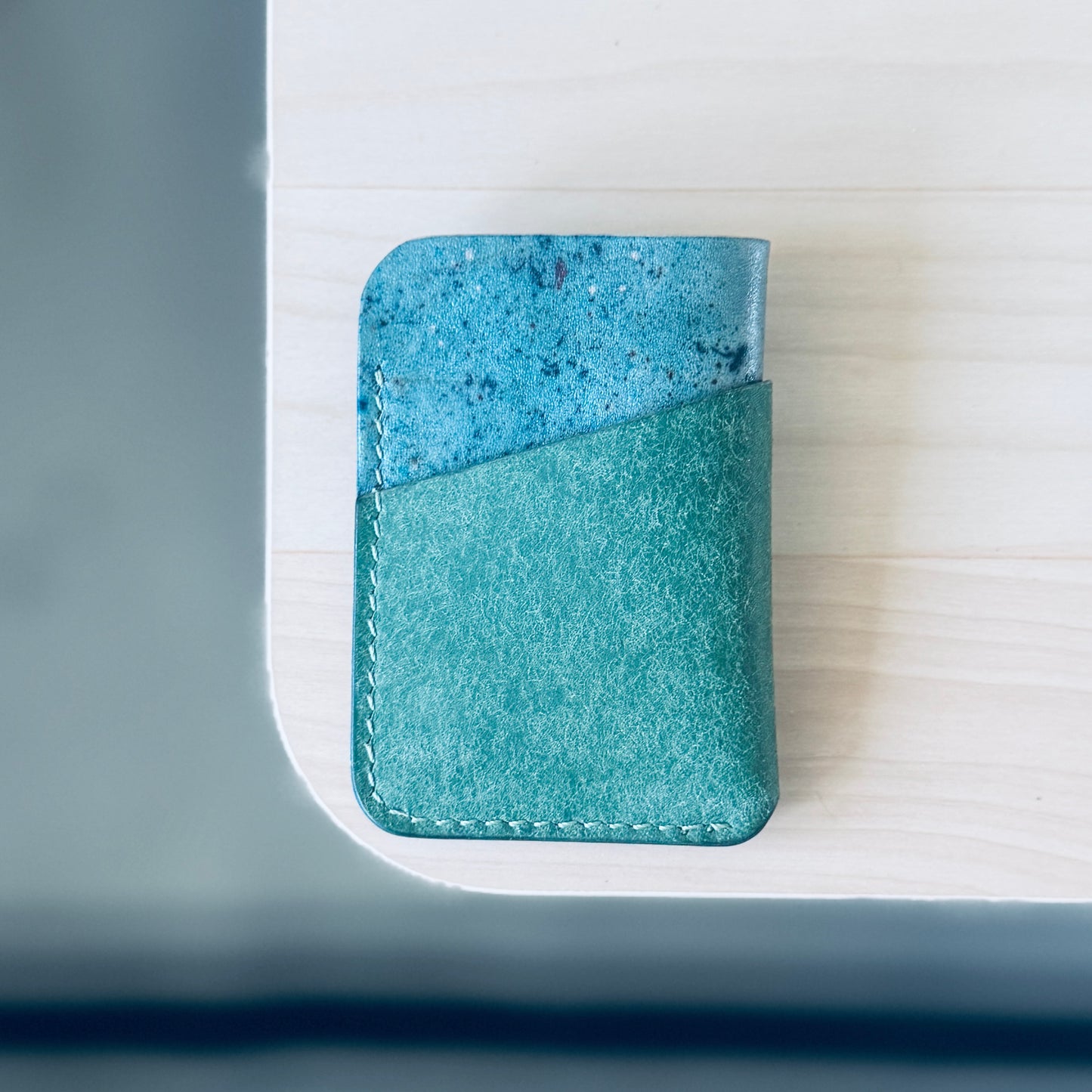 Budapest V2 cardholder - green & dyed