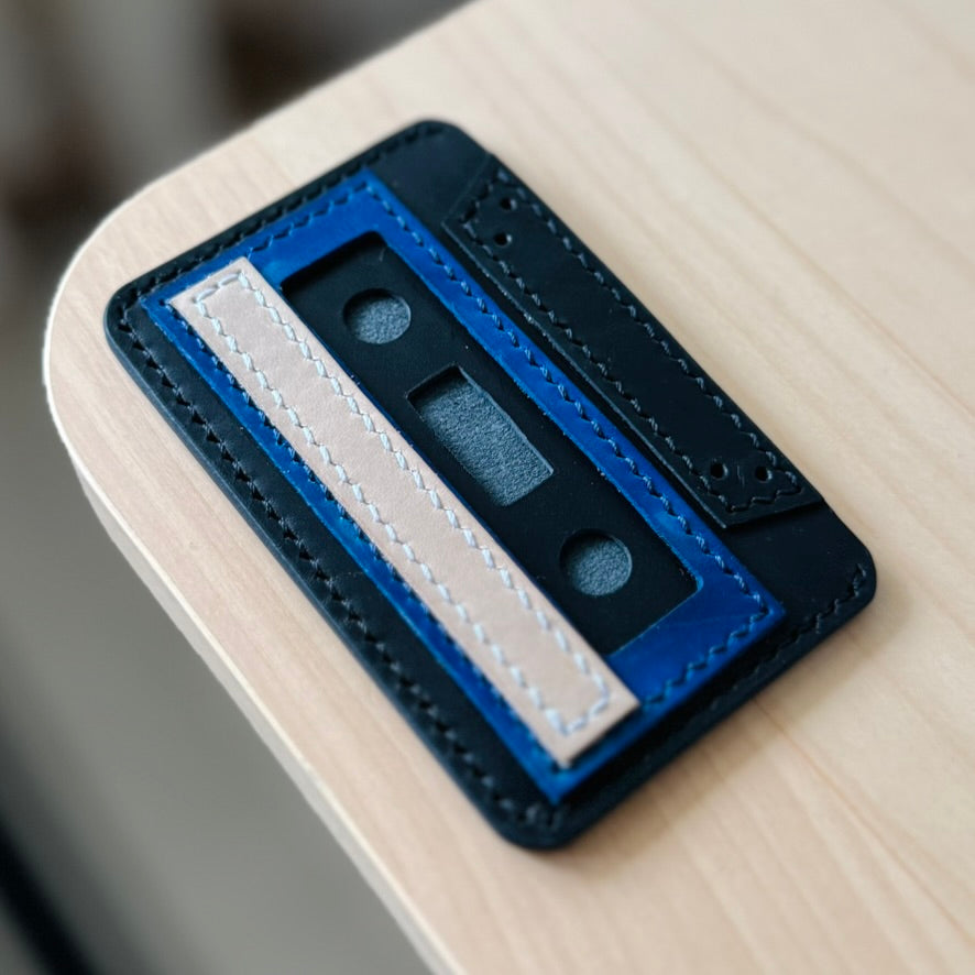 Casette card holder - black & blue