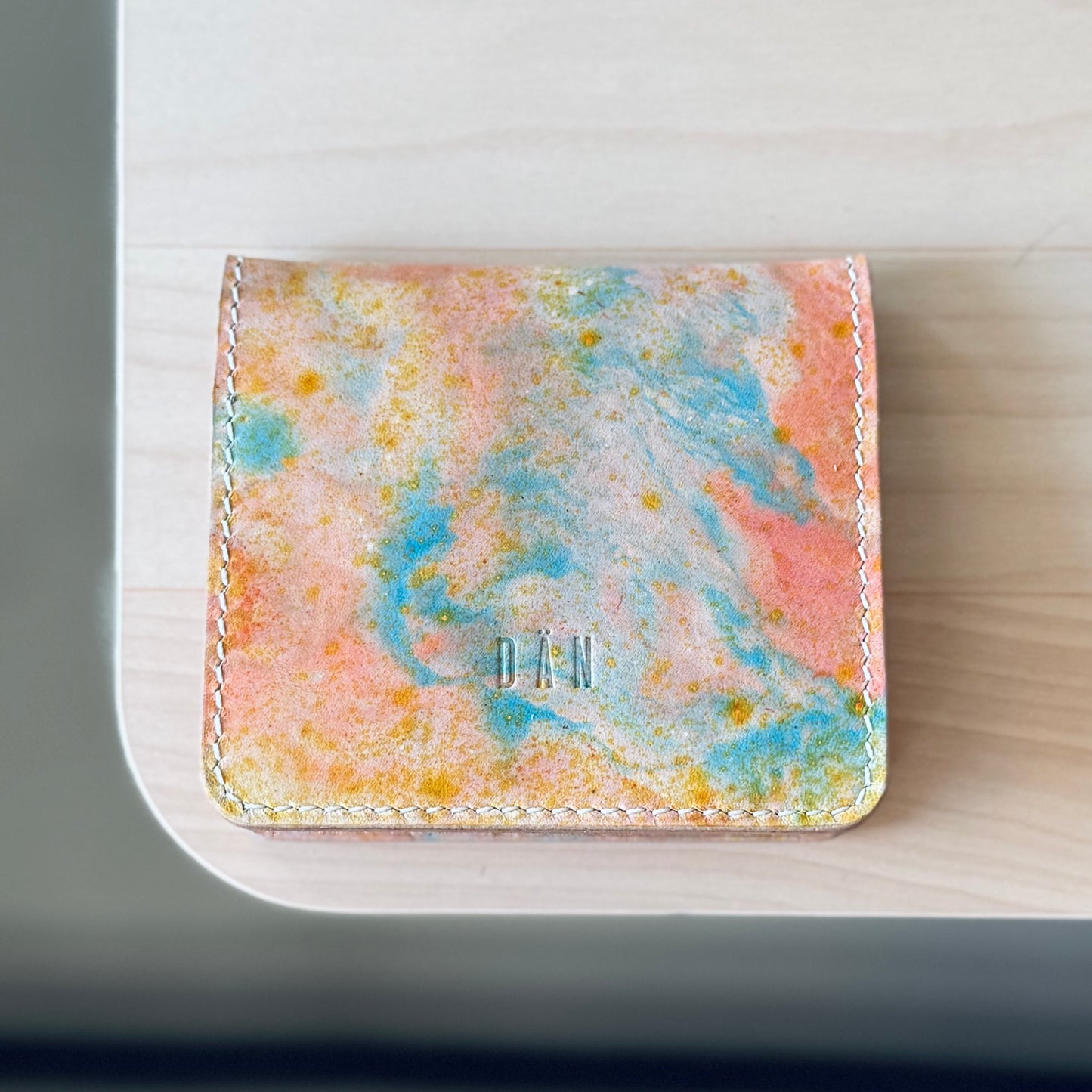 Lyon wallet - dyed natural