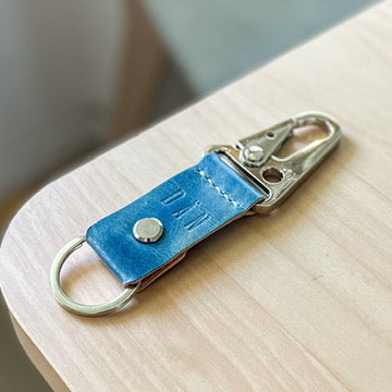 Keychain carabiner - blue