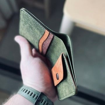 Berlin wallet - green pueblo