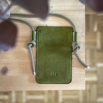 Crossbody phone holder - Olive