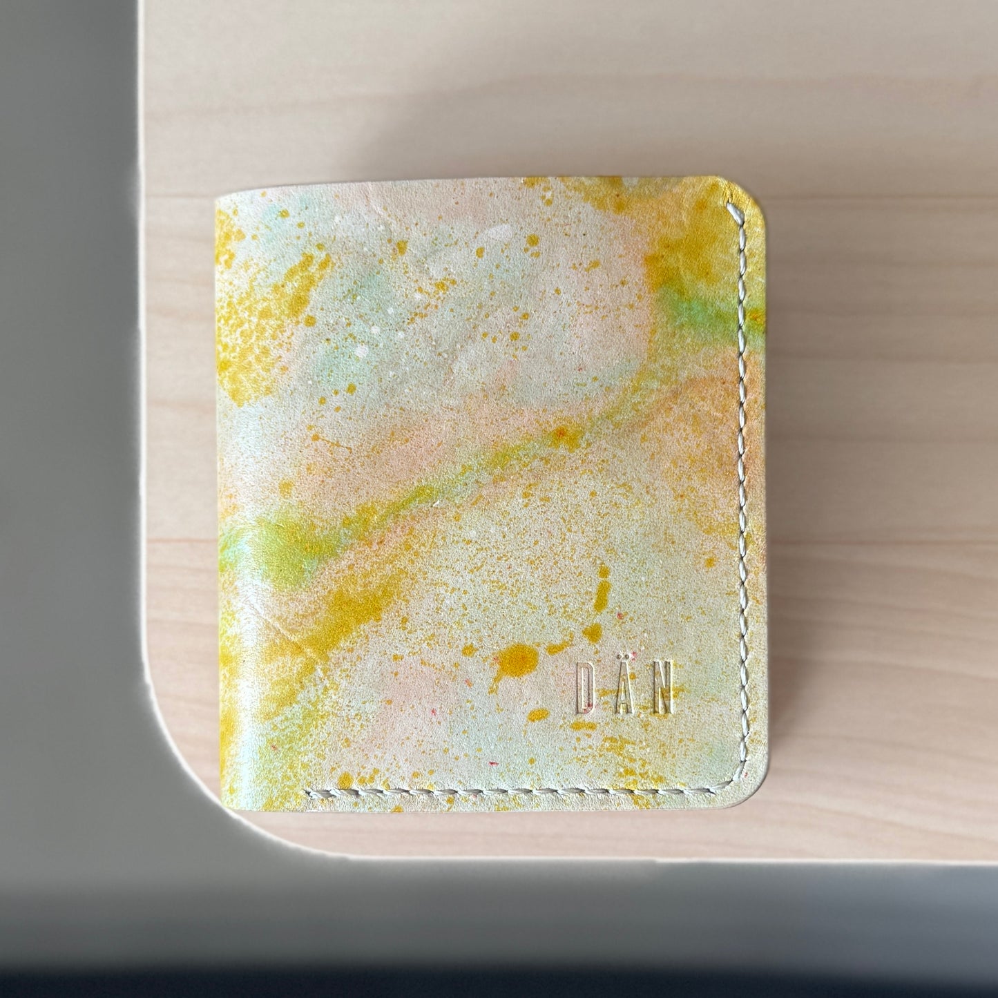 Berlin wallet - dyed natural