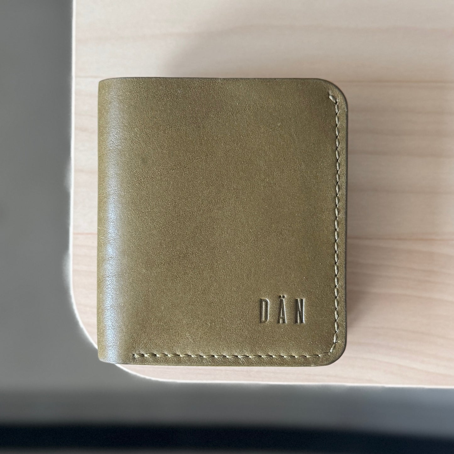 Berlin wallet - olive & brown