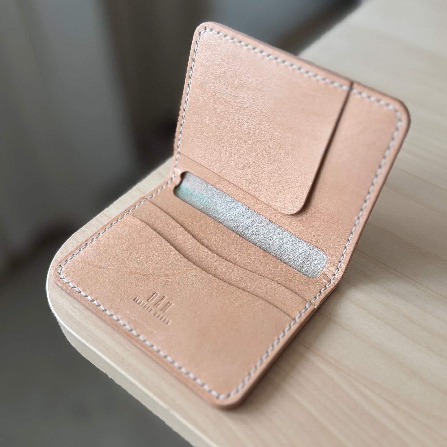 Malmö wallet - dyed natural