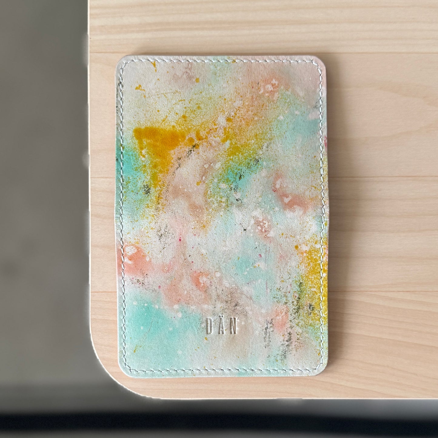 Malmö wallet - dyed natural