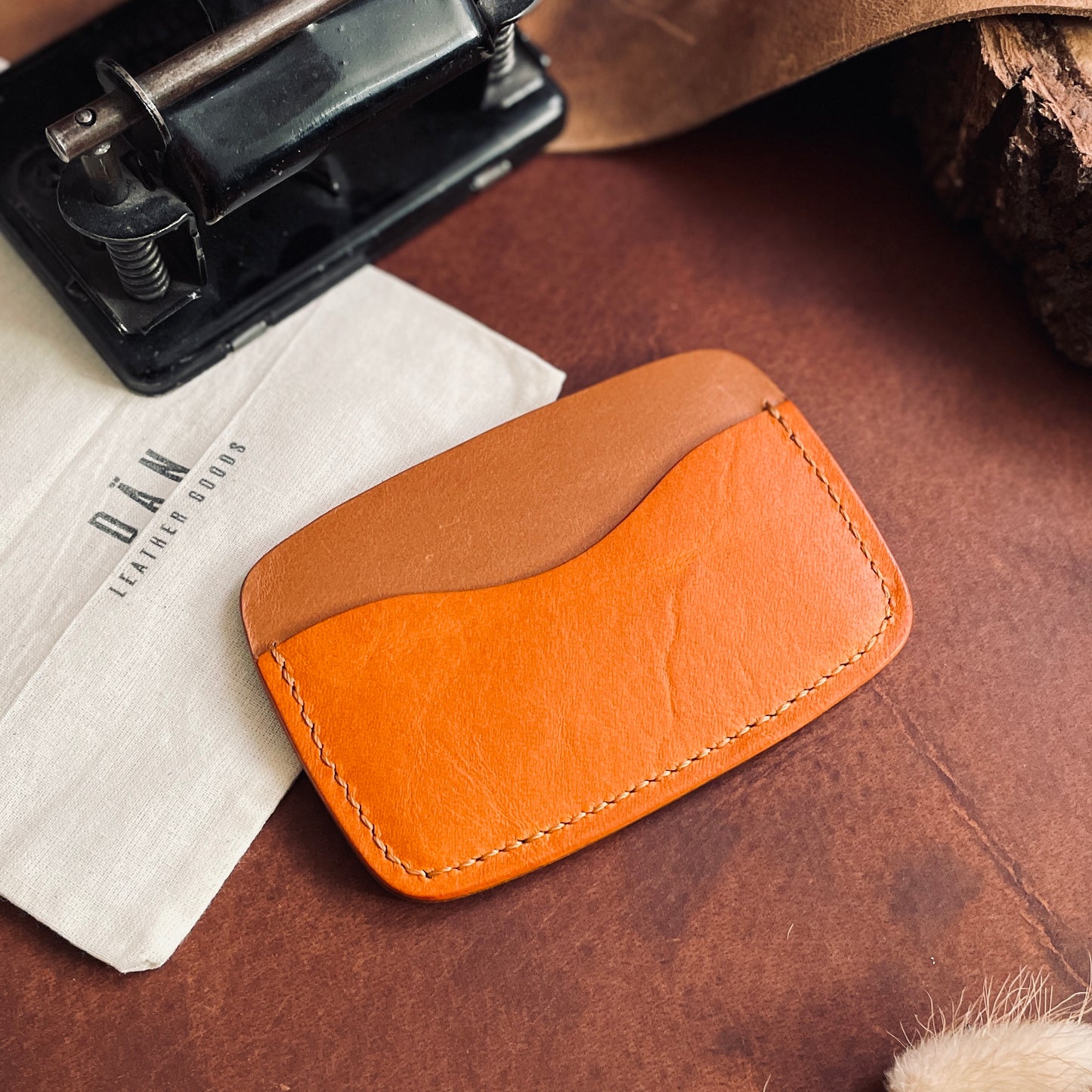 Oslo cardholder - Gold & Pumpkin