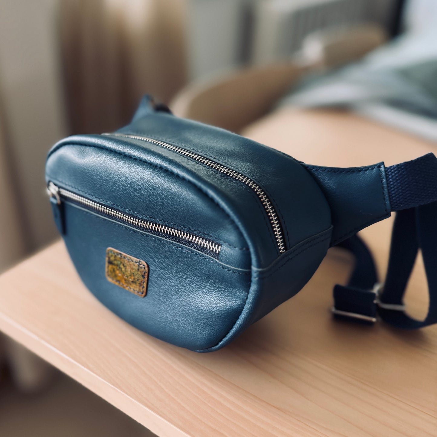 Sling bag - abysse