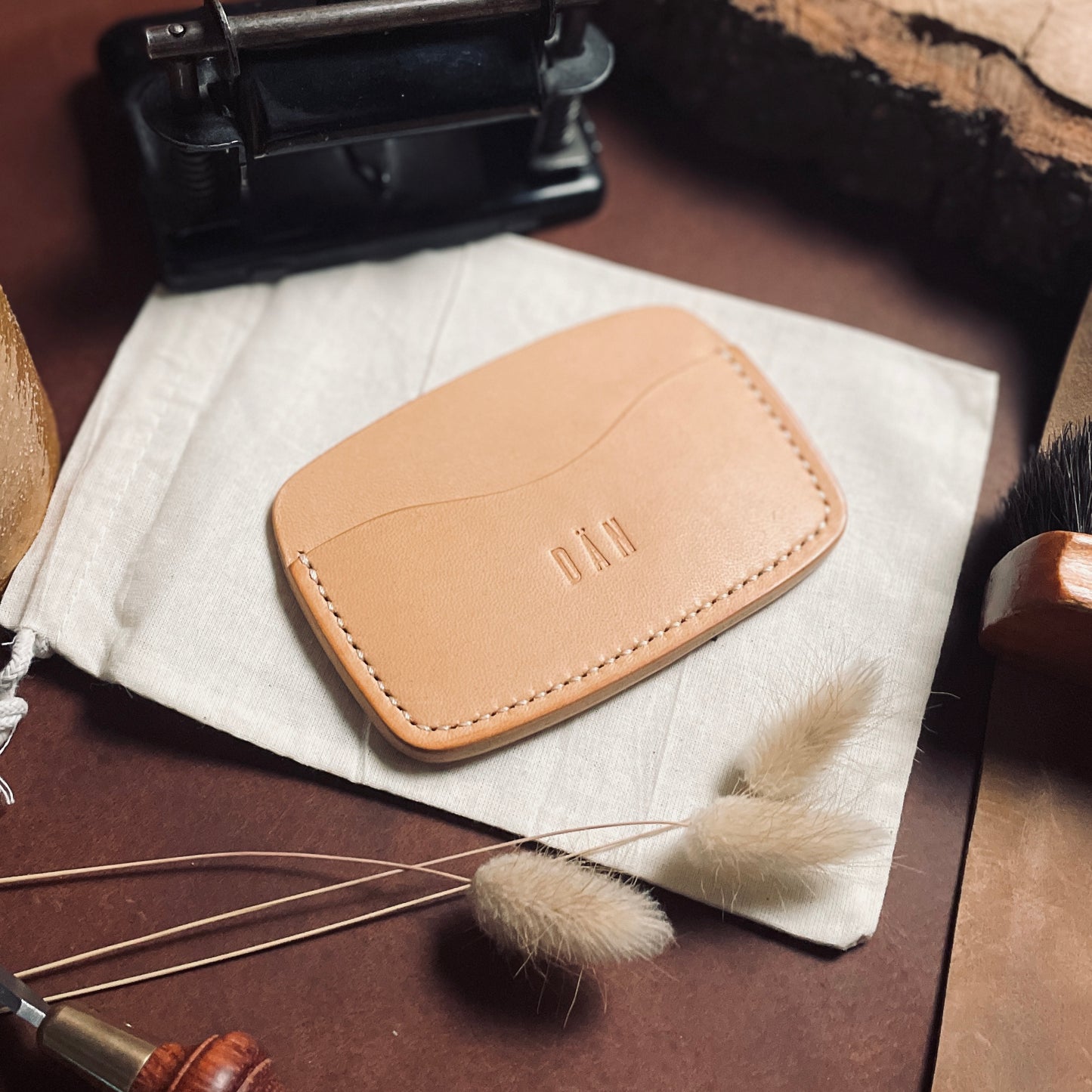 Oslo cardholder - Natural