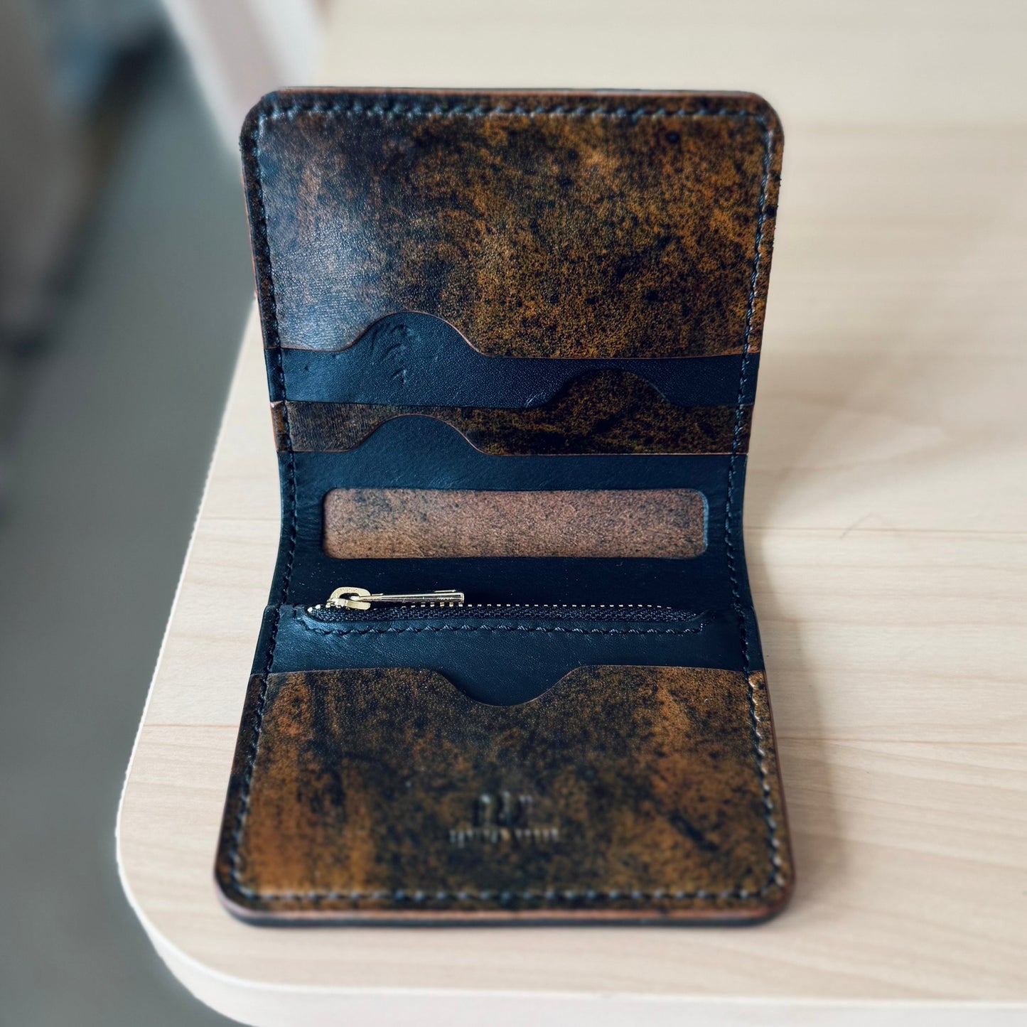 Lyon wallet - black dyed