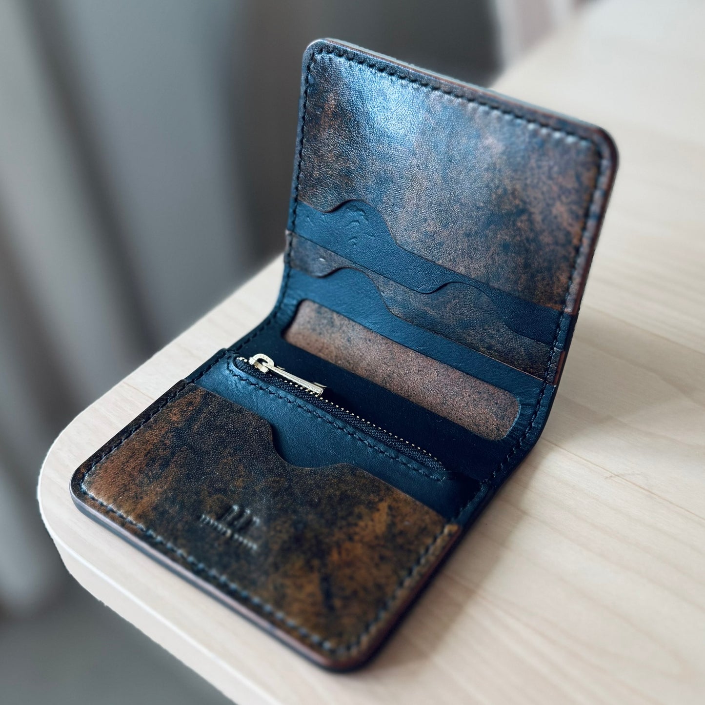 Lyon wallet - black dyed
