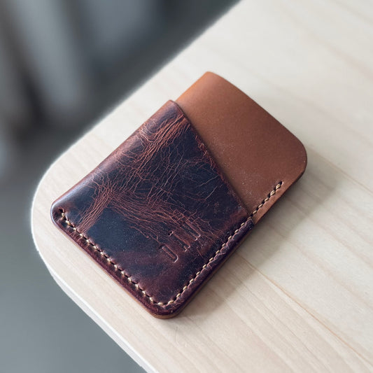 Budapest V2 cardholder - brown pullup