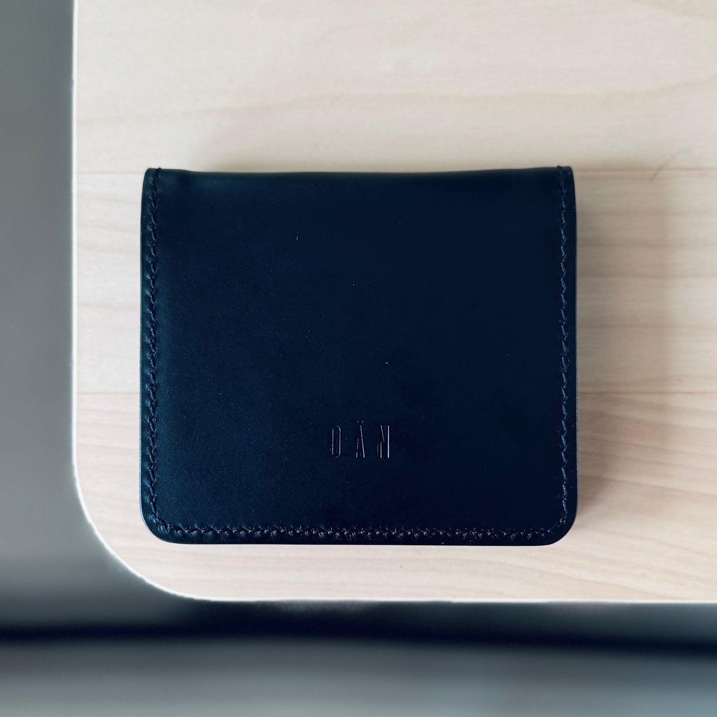 Lyon wallet - black