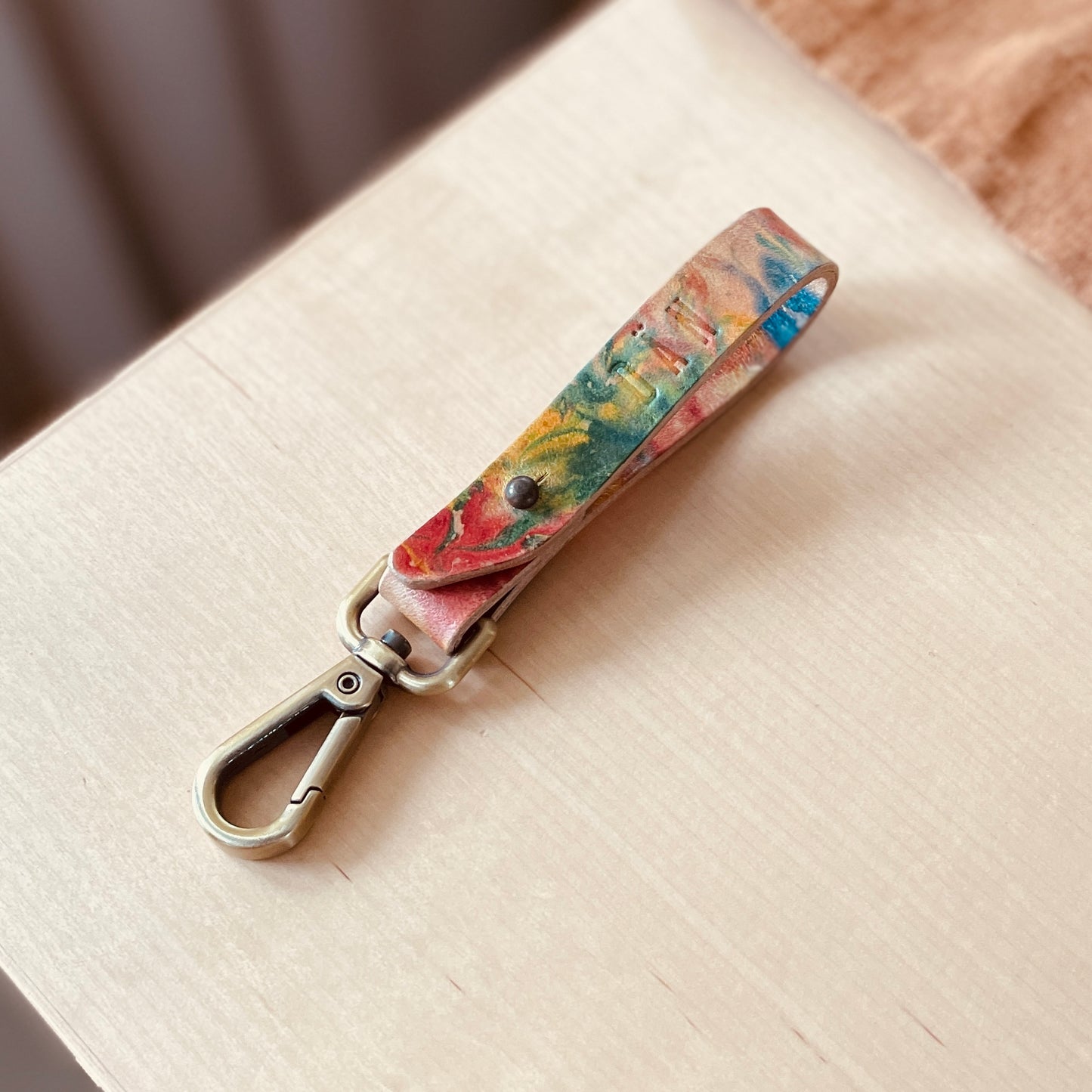 Keychain long - dyed