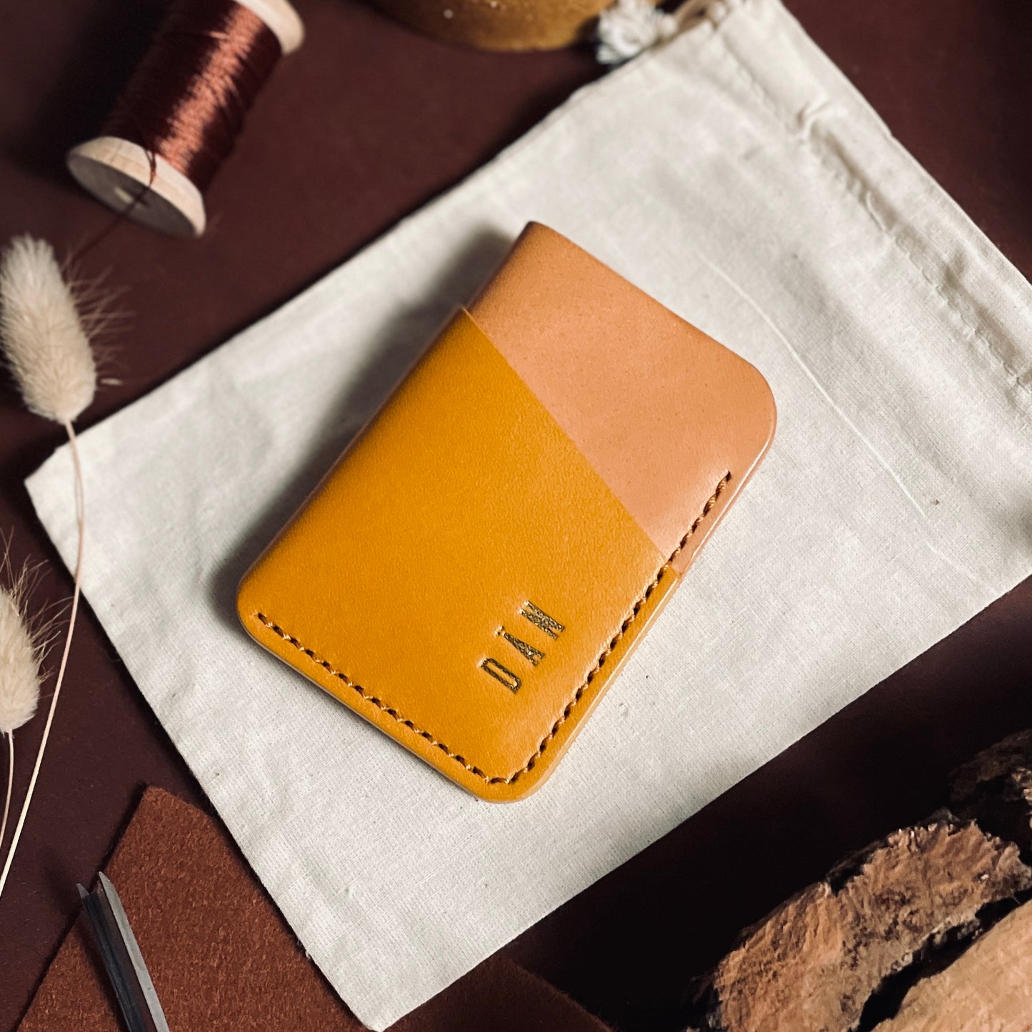 Budapest V2 cardholder - natural & yellow