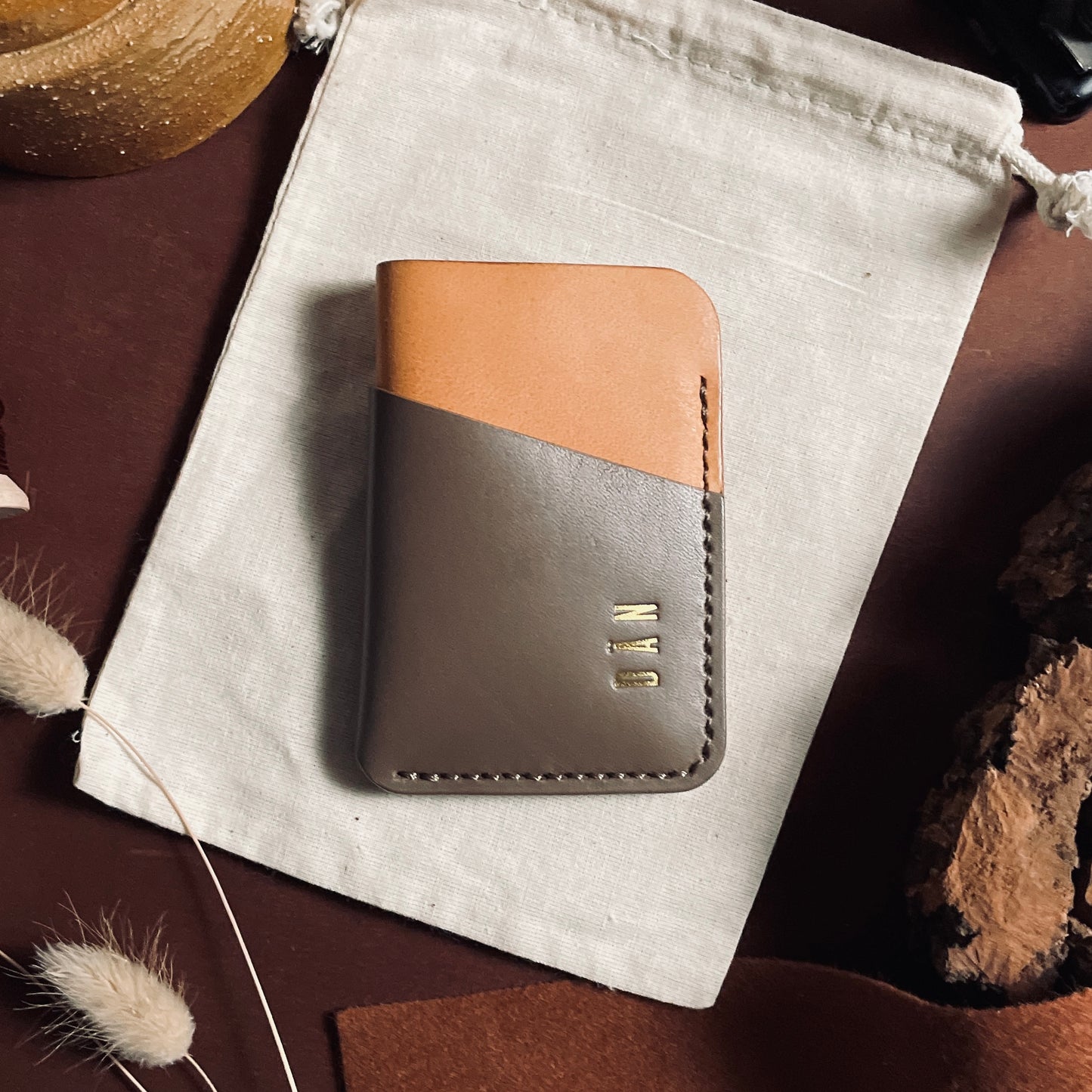 Budapest V2 cardholder - natural & grey