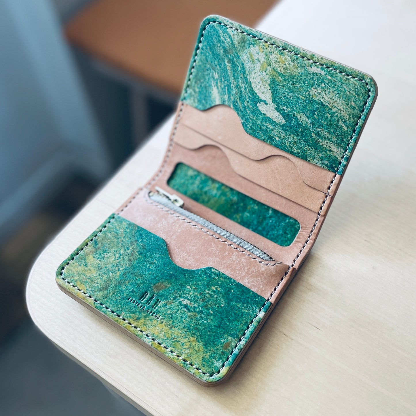 Lyon wallet - natural & green dyed