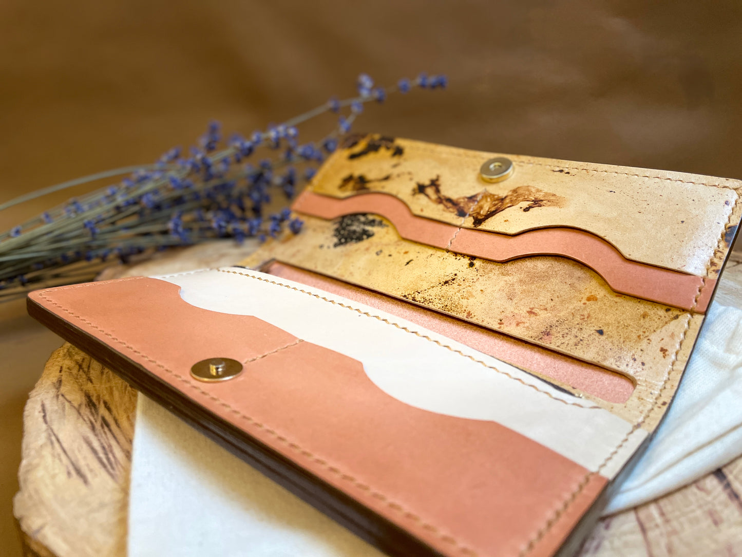 Barcelona wallet - salmon