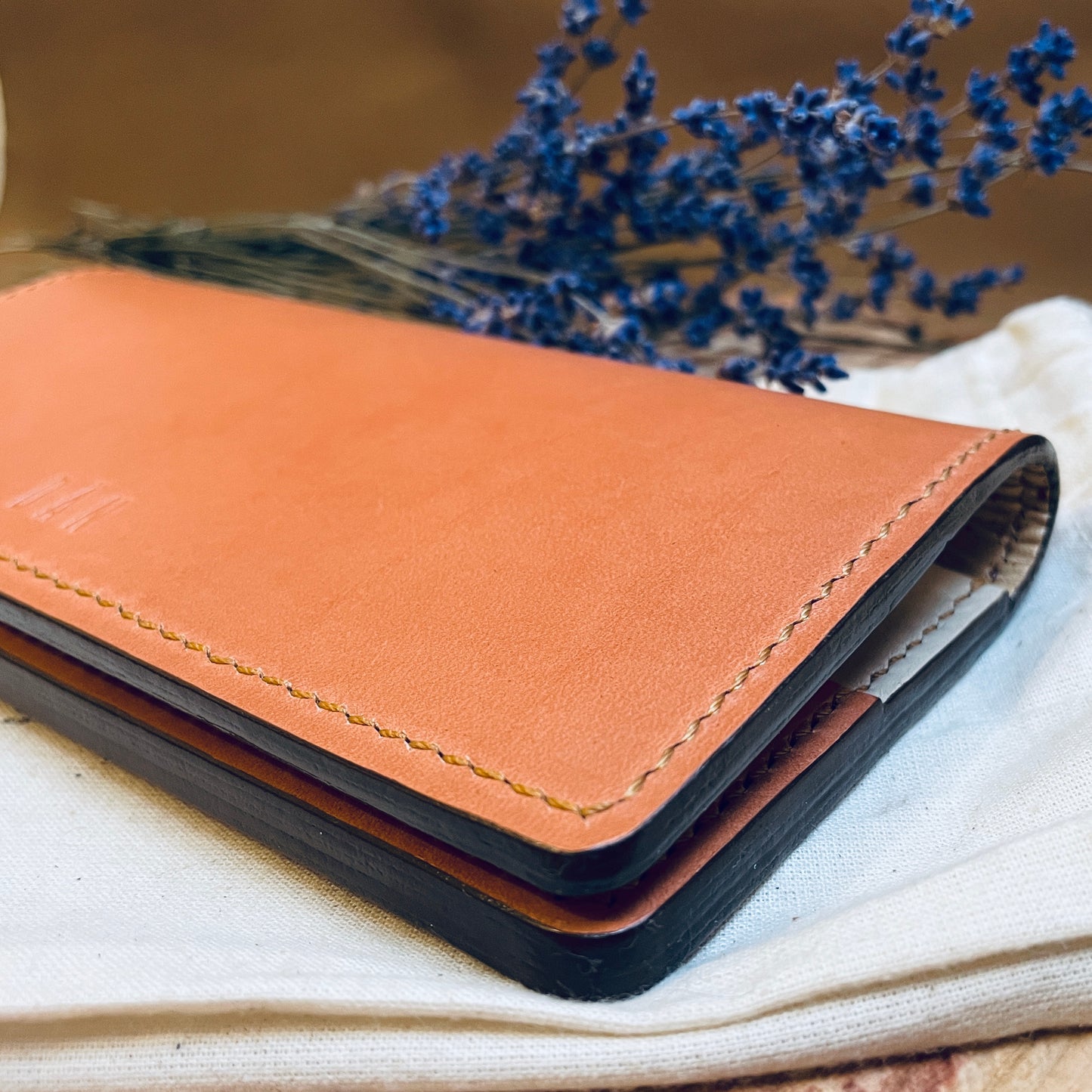 Barcelona wallet - salmon