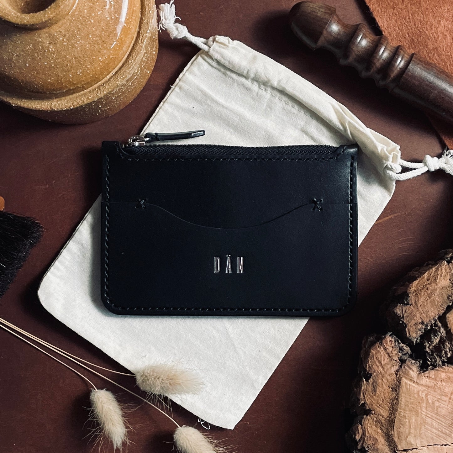 Lisbon wallet - black